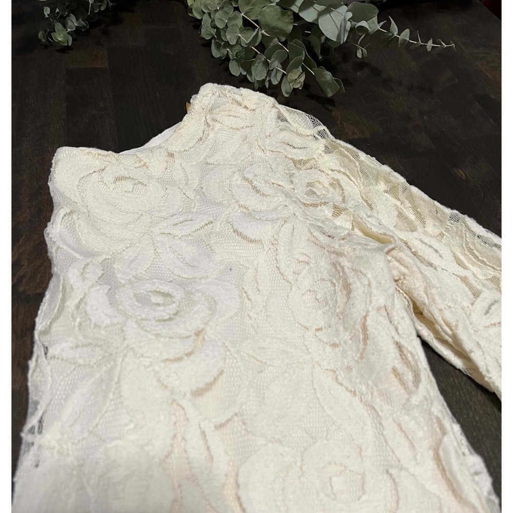 Cream Lace Dress - Low Back